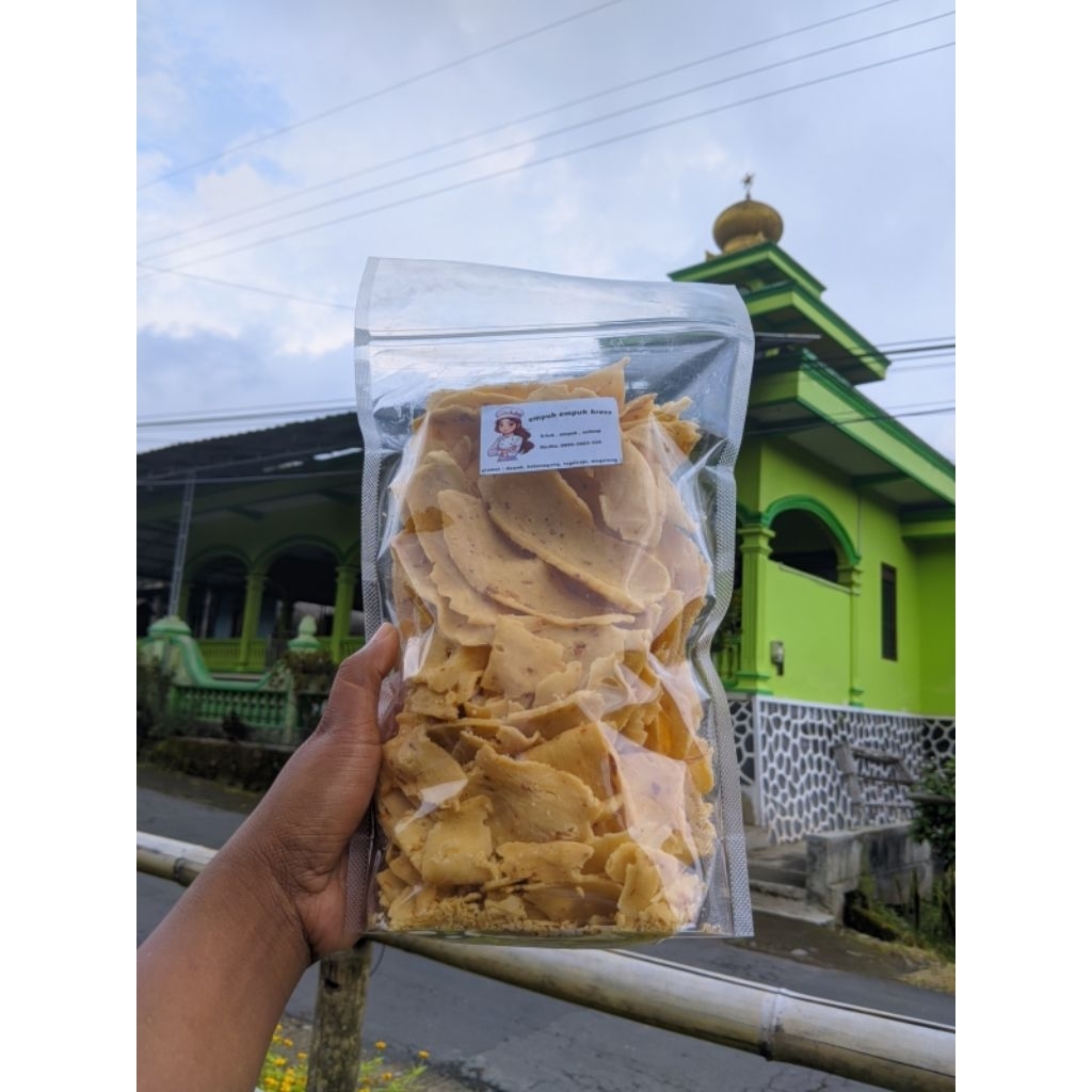

empuk empuk kres/kue bawang /250 gram