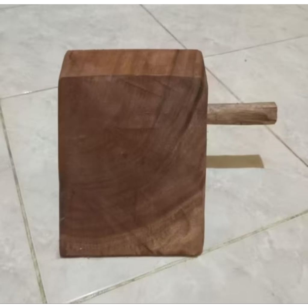 ganjal ban gagang kayu/ganjal ban mobil truk