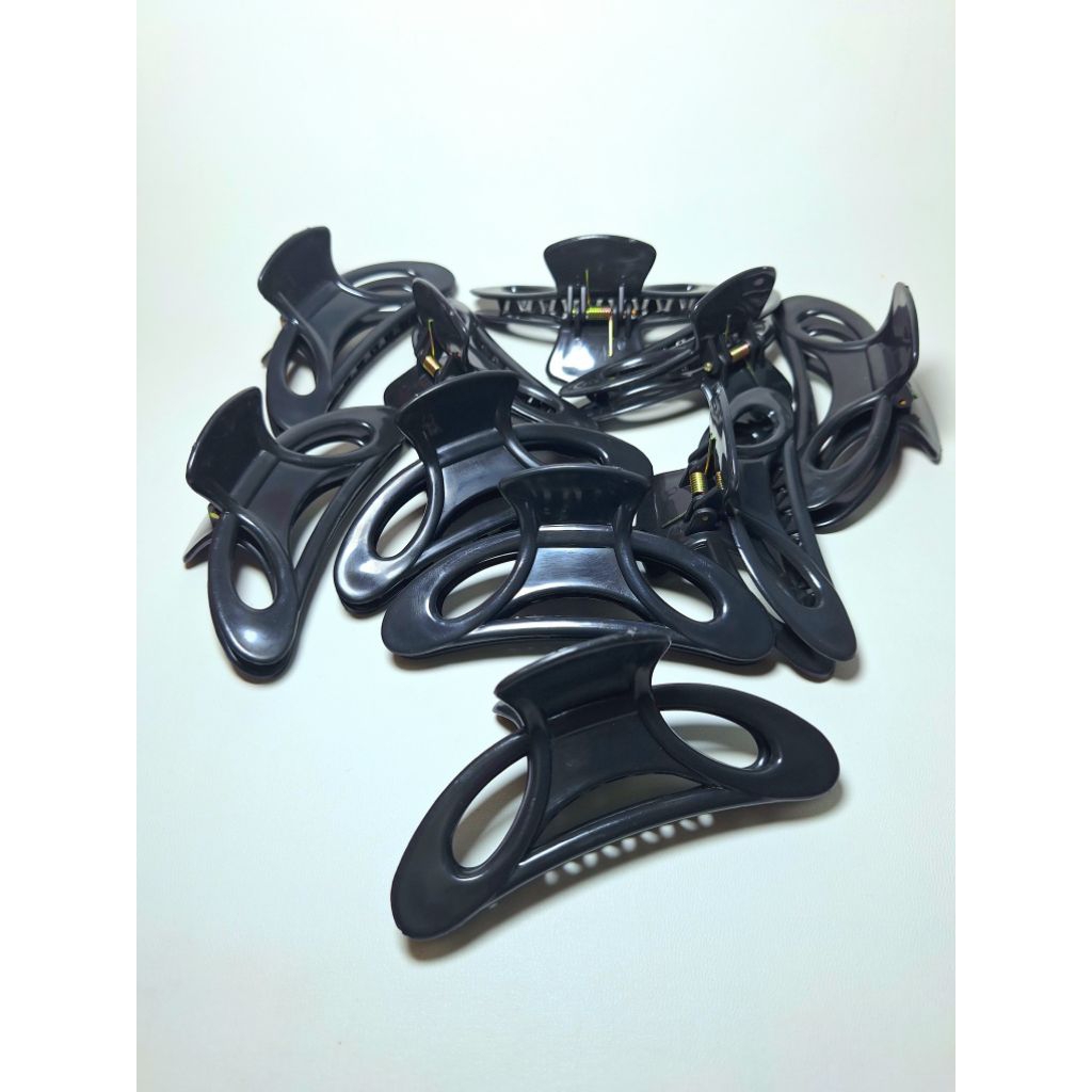 Jepit rambut salon bolong sedang