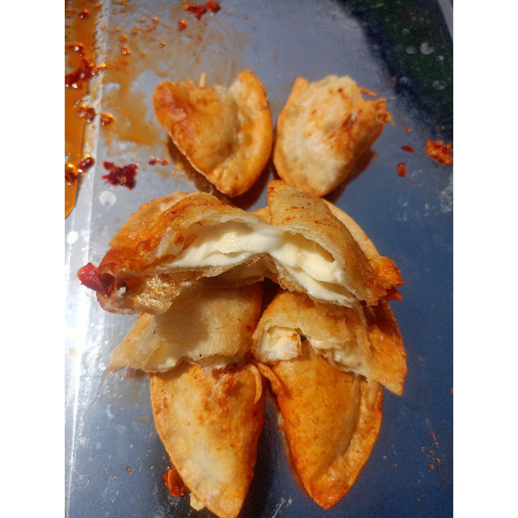 

cireng isi keju isi 10 (besar)