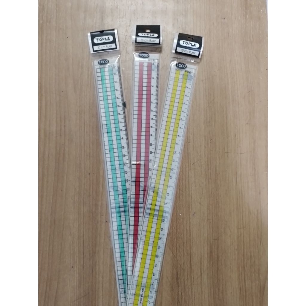 

Penggaris Plastik 30cm Topla
