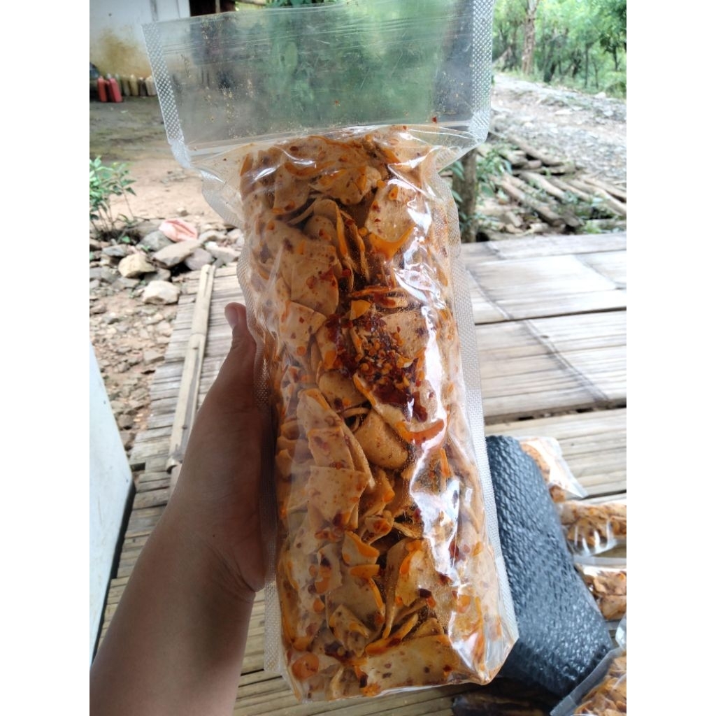 

kripik Basreng pedas asin/kripik basreng pedas asin 500grma/ Basreng viral