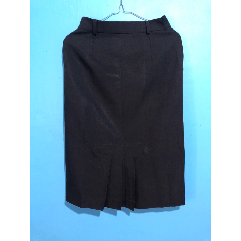 PRELOVED Rok Hitam
