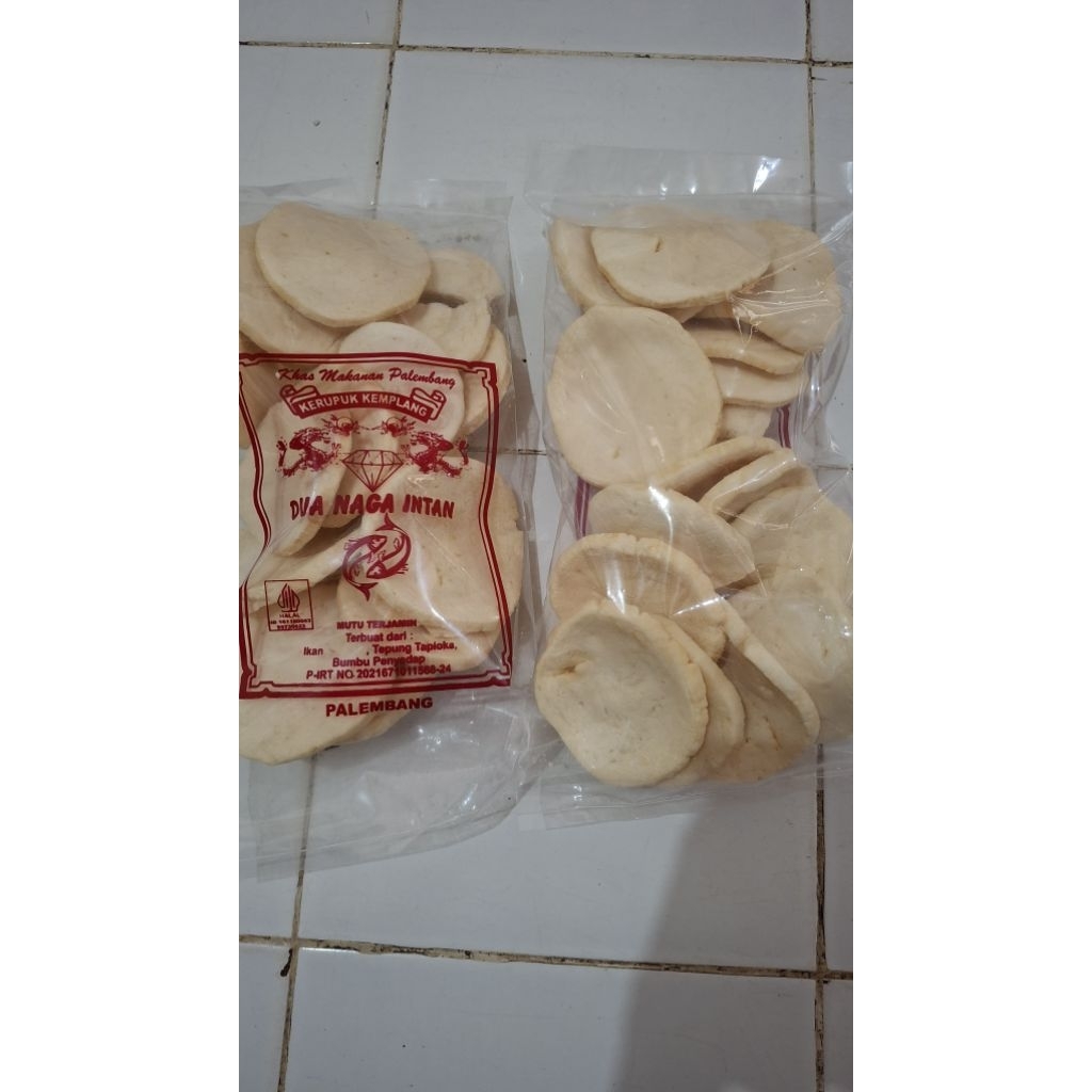 

Kemplang Peser/Besar Kemasan 500Gram Masing" Kemasan 250Gram×2Bungkus