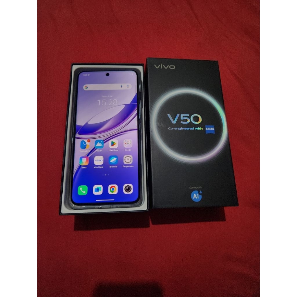 Dijual hp VIVO V50 5g ram 12gb likenew supermulus baru sebulan