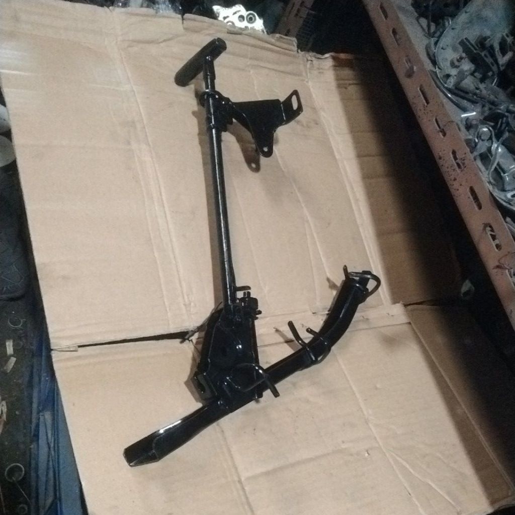 PEDAL TUAS REM TANGAN MITSUBISHI L300 SOLAR BENSIN COPOTAN
