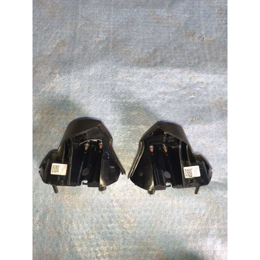 pangkon/dudukan spion avanza xenia original