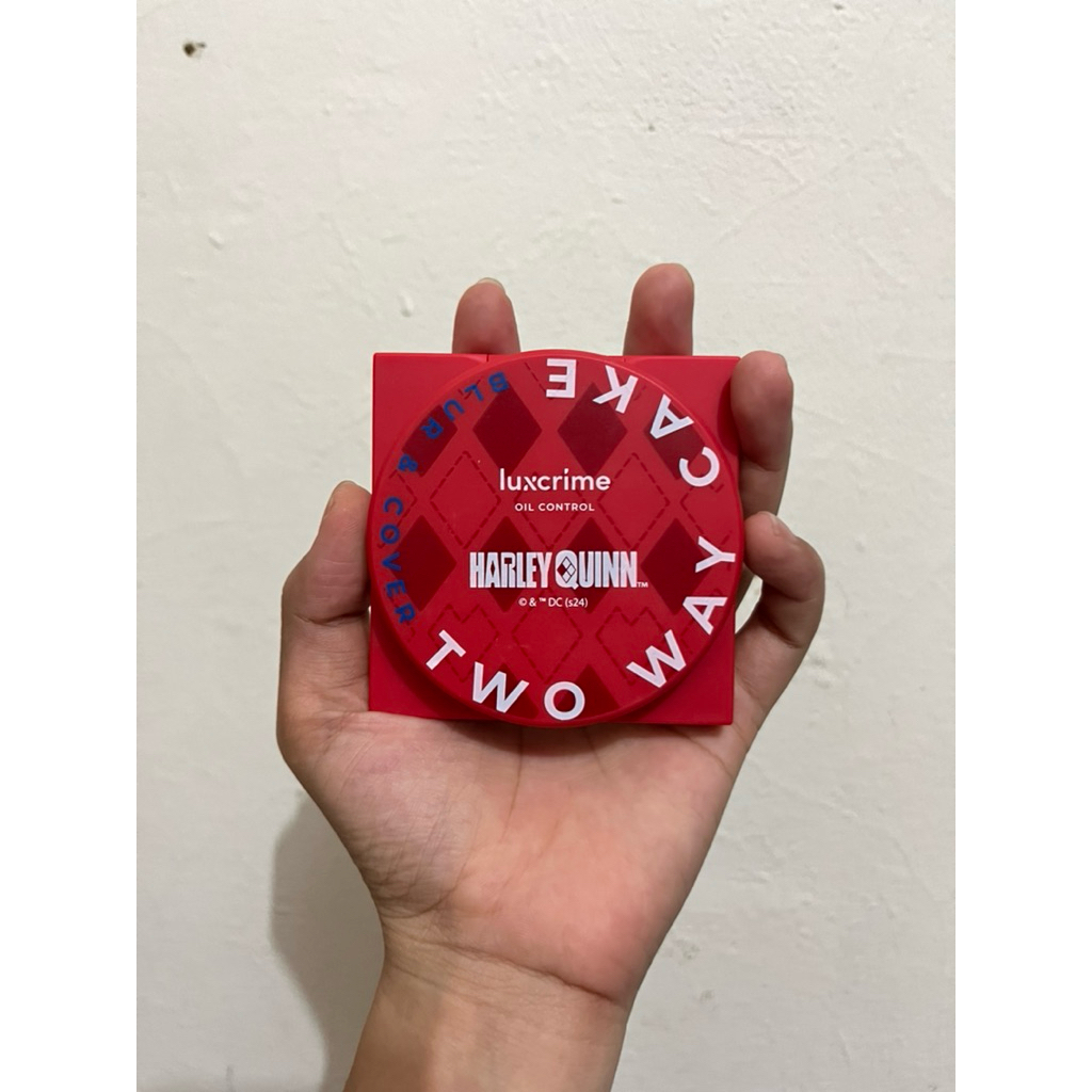 preloved two way cake luxcrime | luxcrime | edition harleyquin