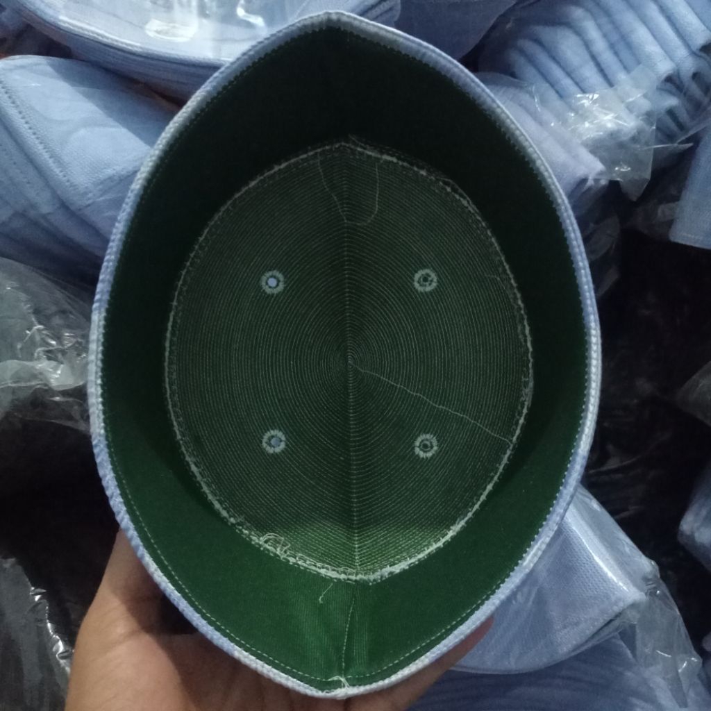 Latopia_ Kopyah Malaysia Motif Catur ,Kopyah Malaysia Motif Kotak-Kotak ,Kopyah Malaysia Putih