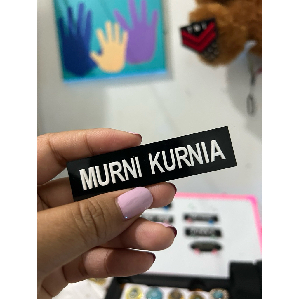 

Nametag Magnetik 3D Timbul - Nama Dada Max 12 Huruf Kapital