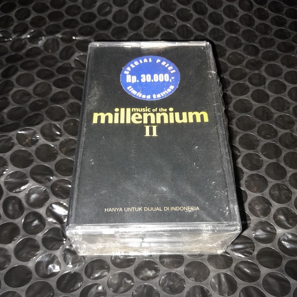 kaset millenium II (Queen, blur, oasis, pink floyd)