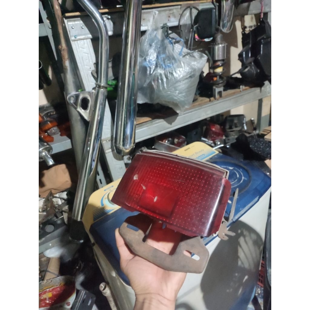 LAMPU BELAKANG SET GLPRO GLMAX ORIGINAL