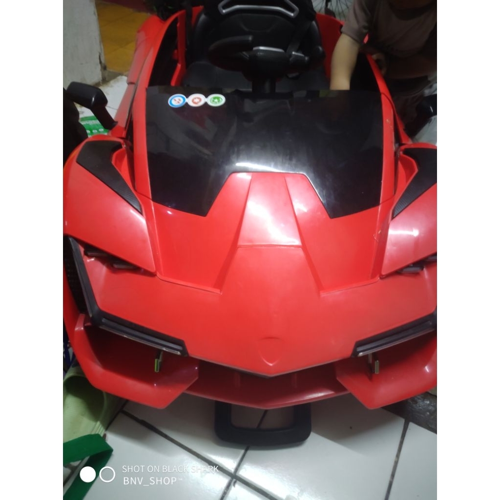 Mainan anak Mobil aki Mobil Remot Lamborghini second jarang pakai