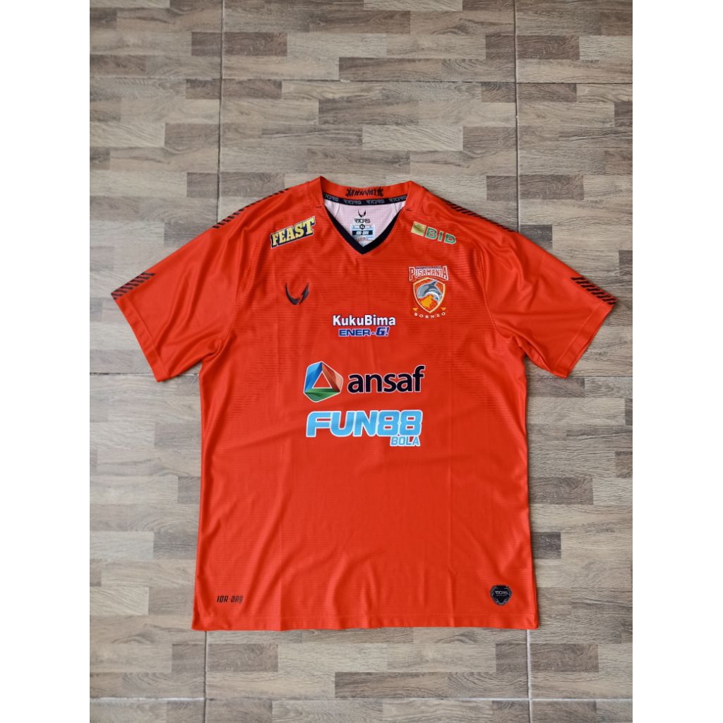 Jersey Borneo FC home 2020 #24 Diego Michiels