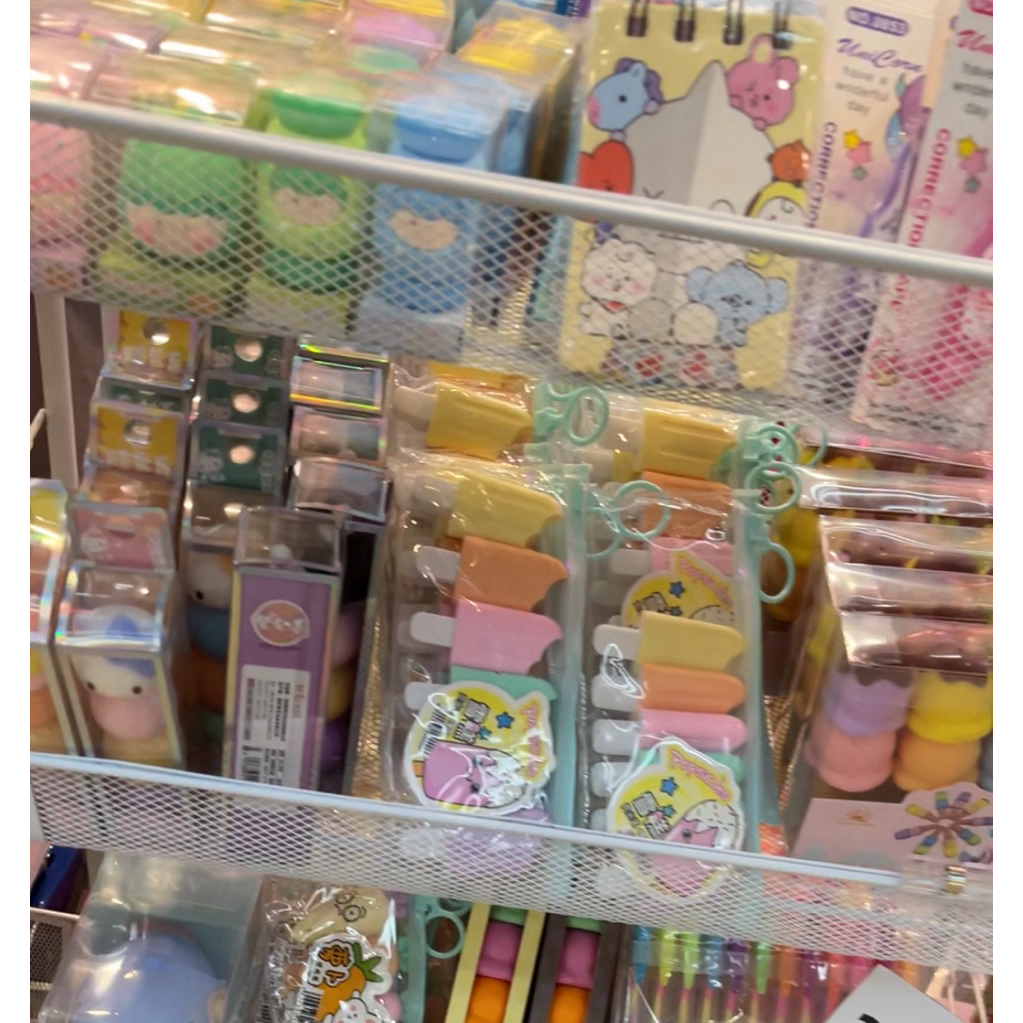 

Sale Alat Tulis dan barang lainnya Demnacs