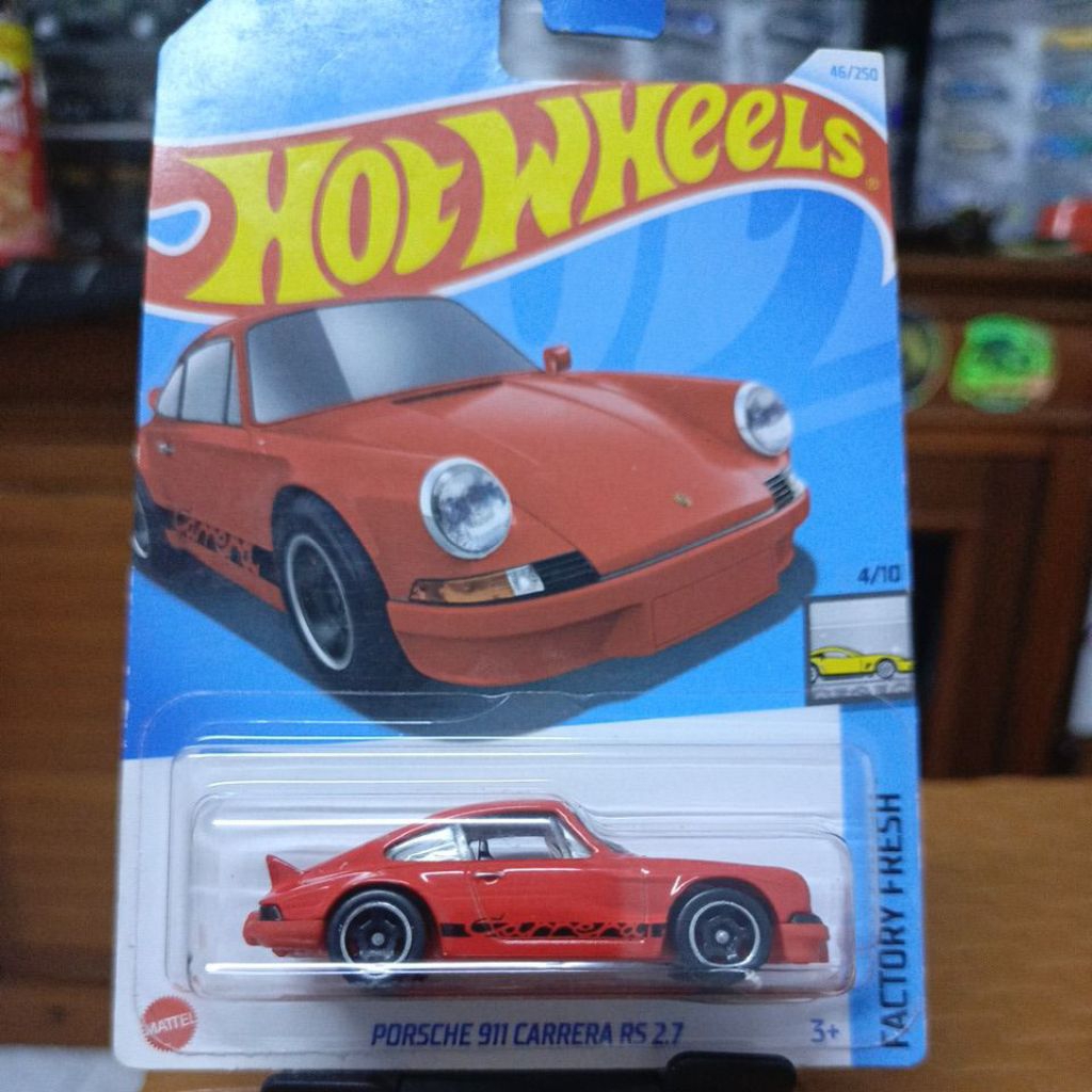HOTWHEELS PORSCHE 911 CARRERA RS 27