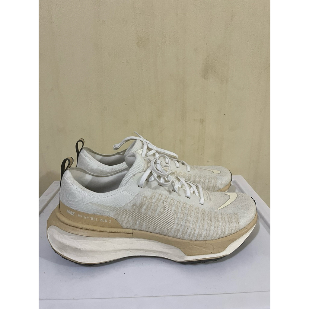 Nike Run Invicible 3