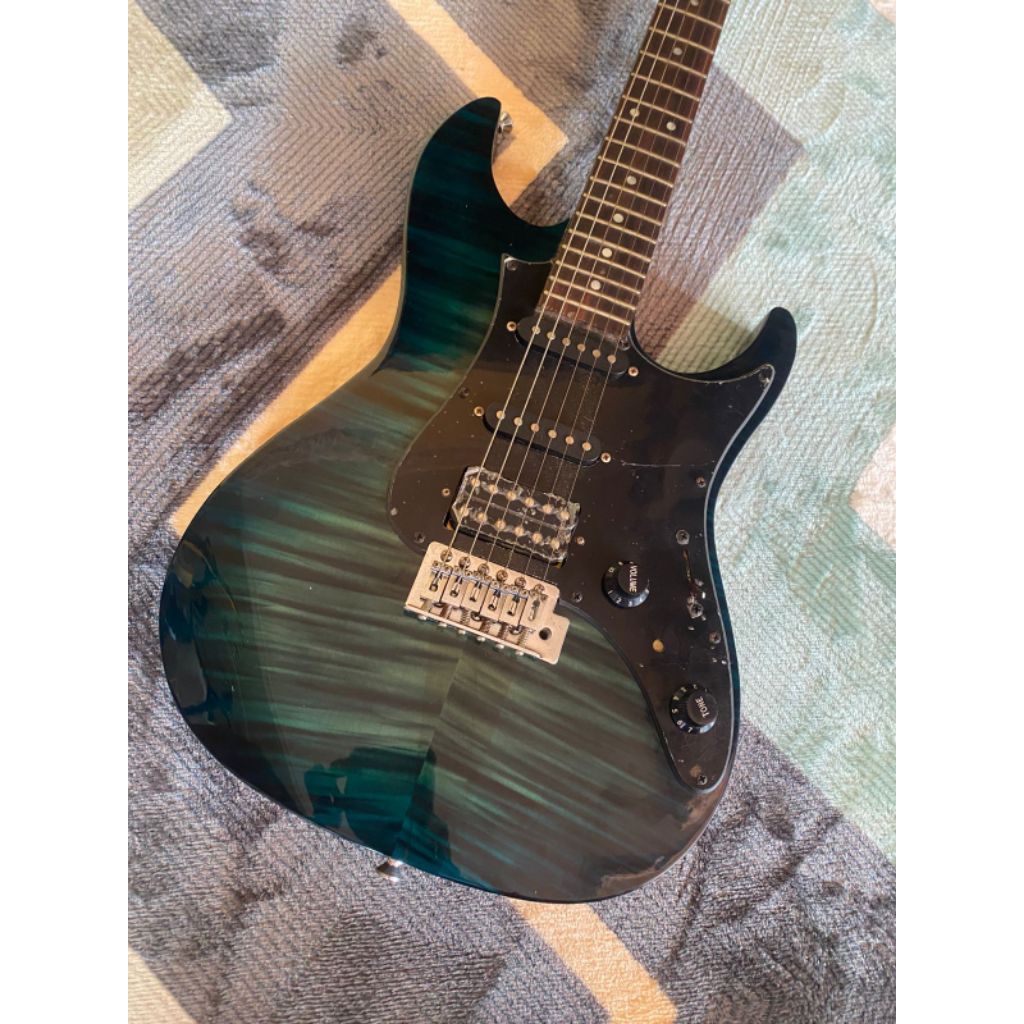 Gitar Elektrik Ibanez Az custom