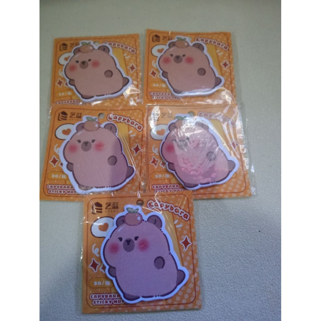 

Sticky notes capybara memo cuted shaped memo pad lucu