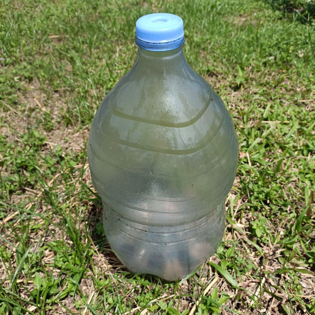 

Galon Kosong Le Mineral Bekas