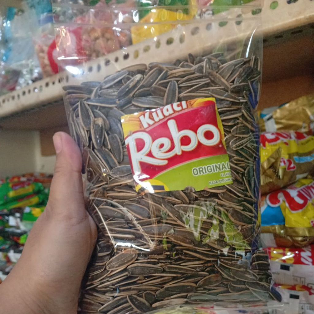

MURAHH !! KUACI REBO ORIGINAL 250GR/ SNACK ORIGINAL SNACK KEKINIAN jajan kiloan