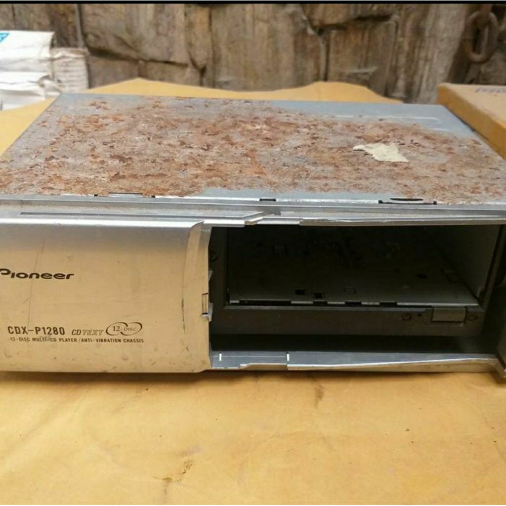 CD Changer Pioneer CDX-P1280S rusak