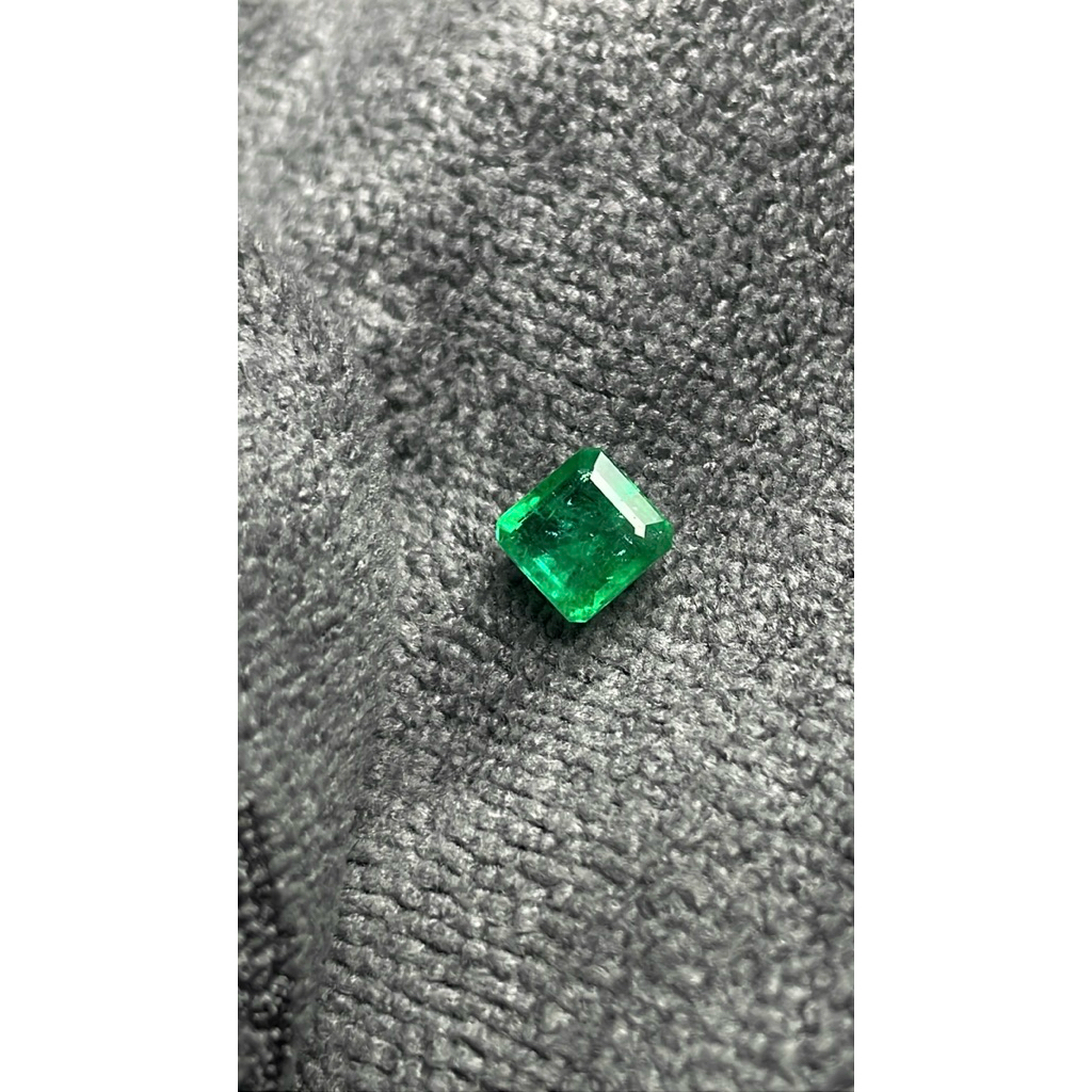 NATURAL EMERALD/ZAMRUD ETHIOPIA TOP QUALITY