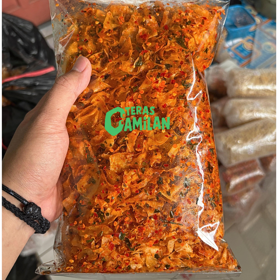 

Keripik Singkong Kriwil Cikruh Extra Chilie Oil Daun Jeruk 500 Gram