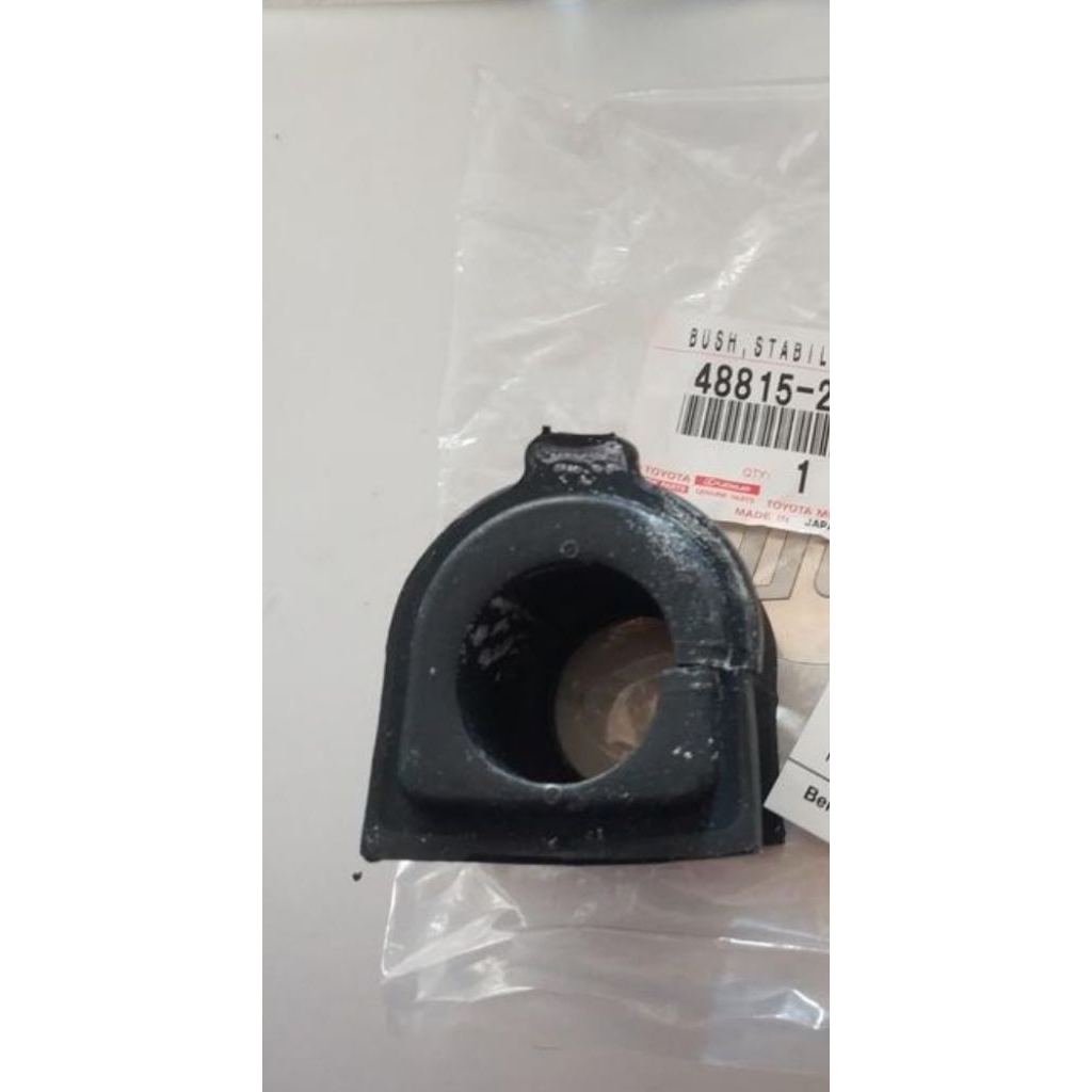 Karet stabil Toyota HIACE COMMUTER