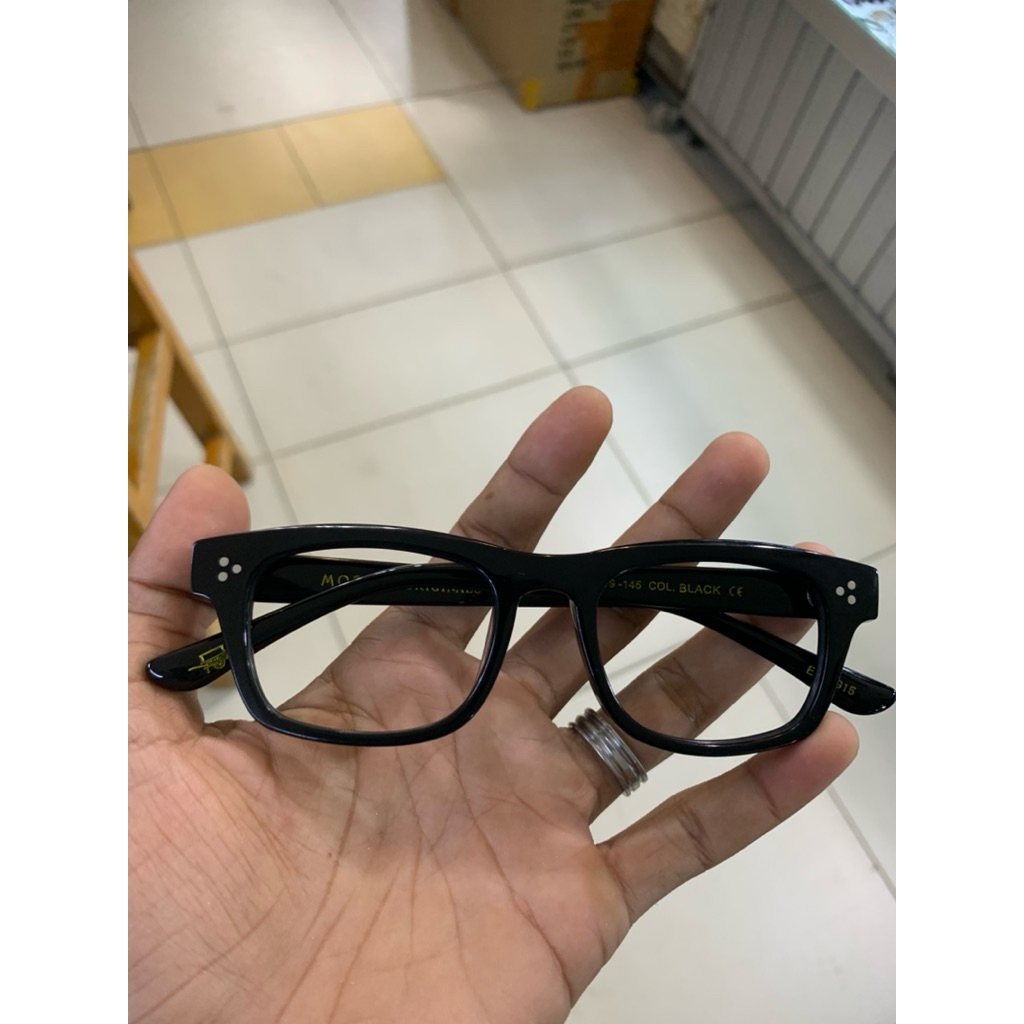 kacamata moscot original 100% second seperti baru.