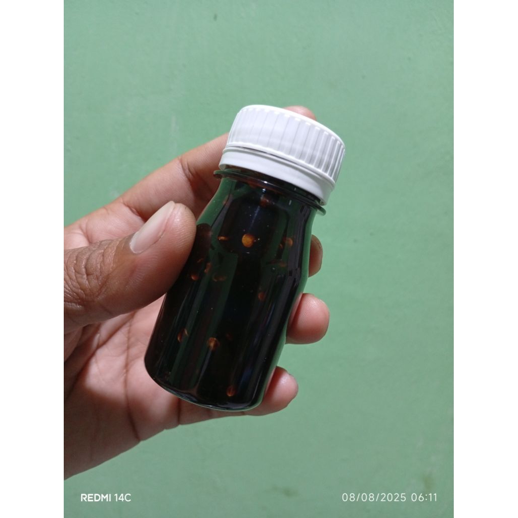 

Sambal Hitam SPESIAL Hanzo Malik 70gram Menambah Nikmat Saat Makan