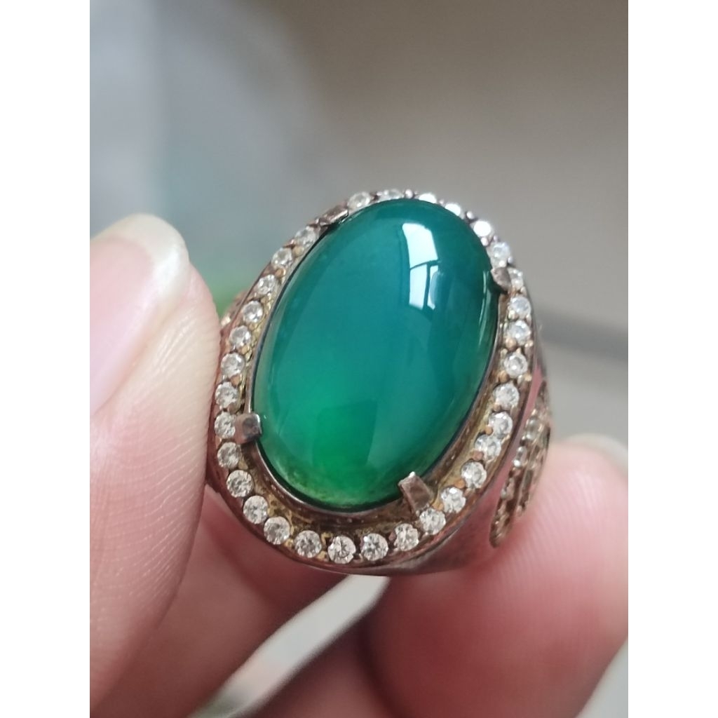 bacan gulau kristal