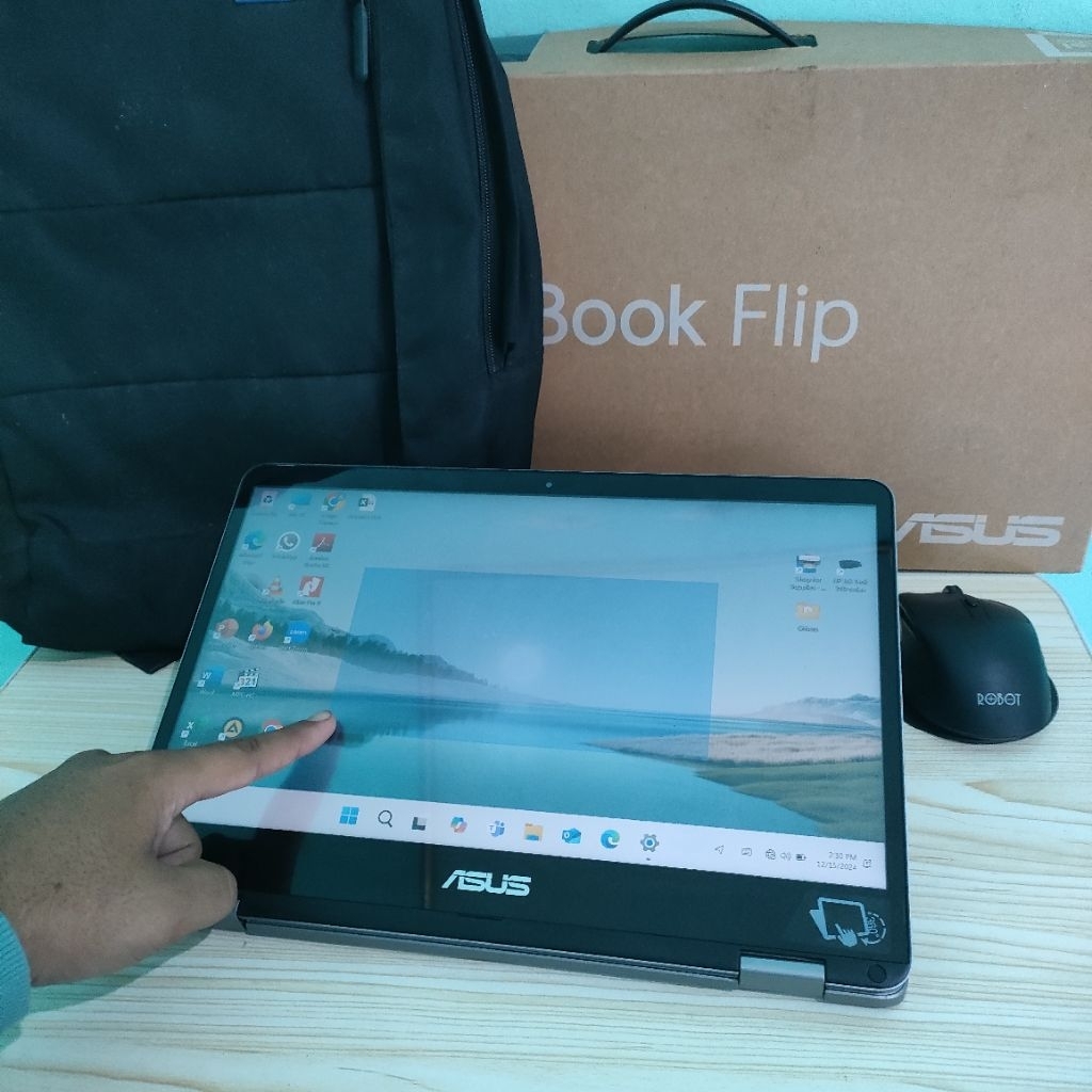 Laptop Asus Flip Touchscreen Ram 8 Ssd 256 Fullset Like New Bergaransi