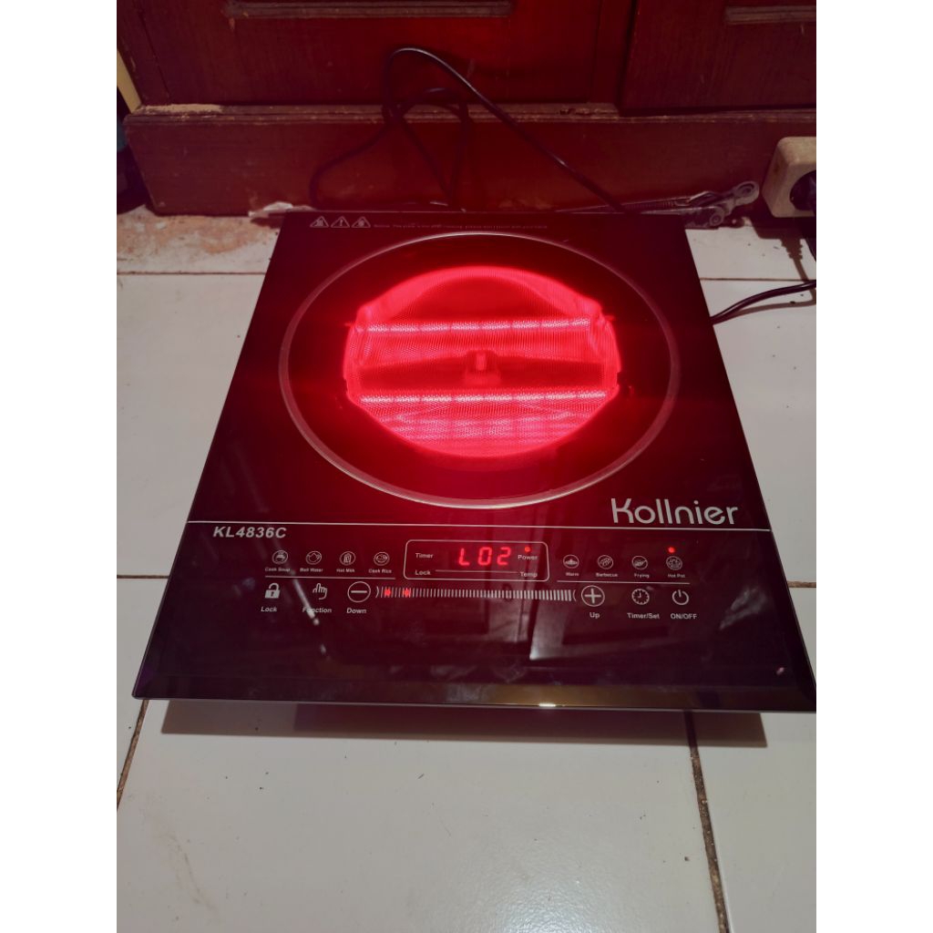 kompor listrik kollnier kondisi bekas like new