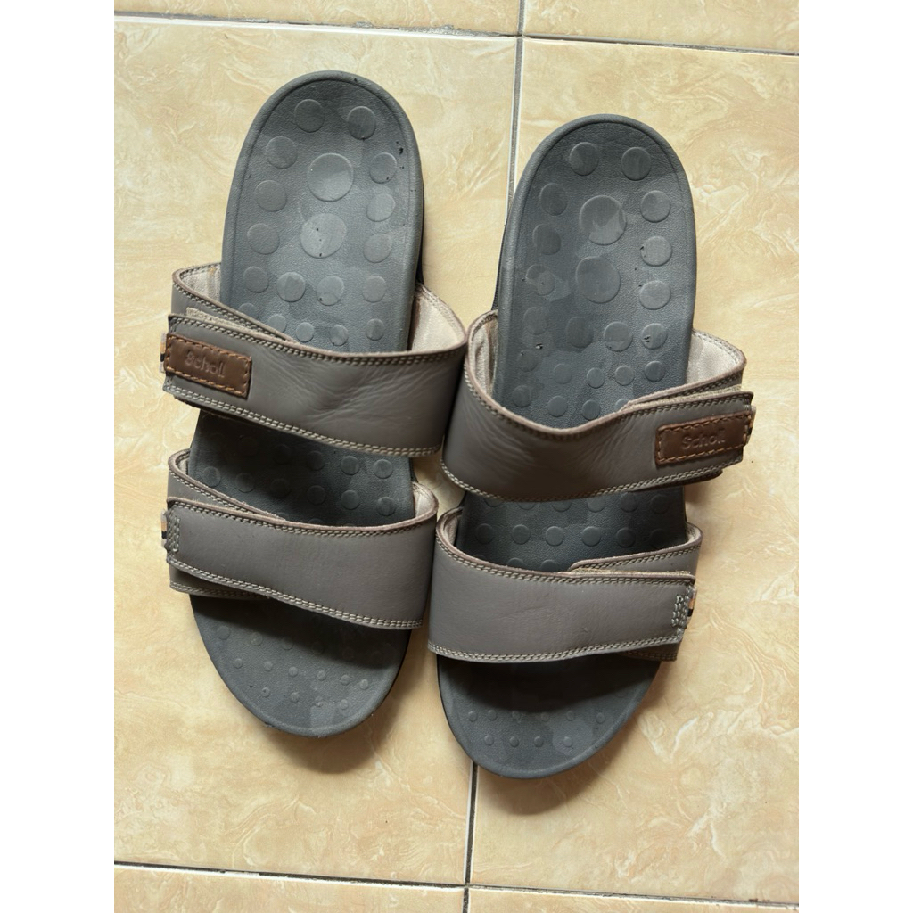 Sandal Kesehatan Pria merk School (uk42)