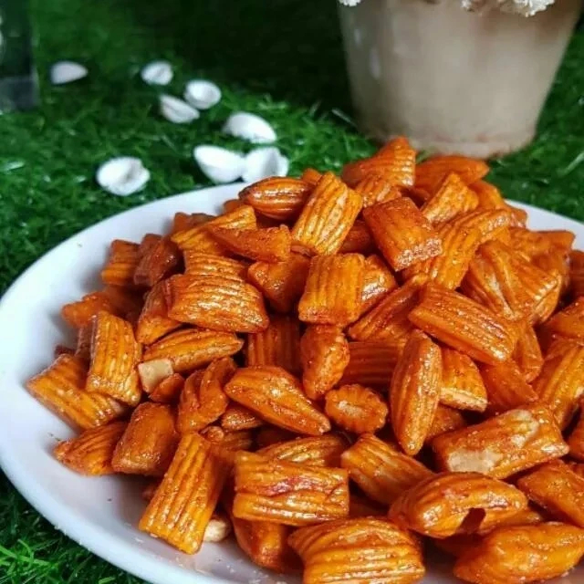 

JAJANAN JADUL / TRADISIONAL PANG PANG MANIS 1 KG