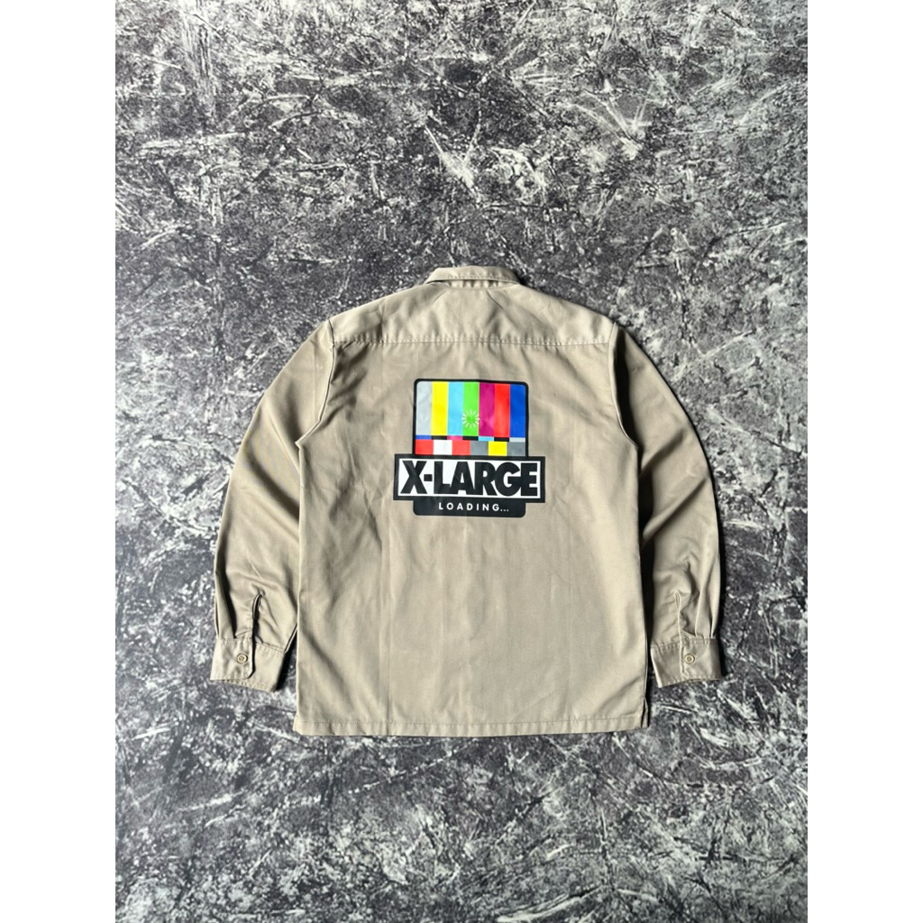 XLARGE LS WORK SHIRT BACK PRINT KHAKI