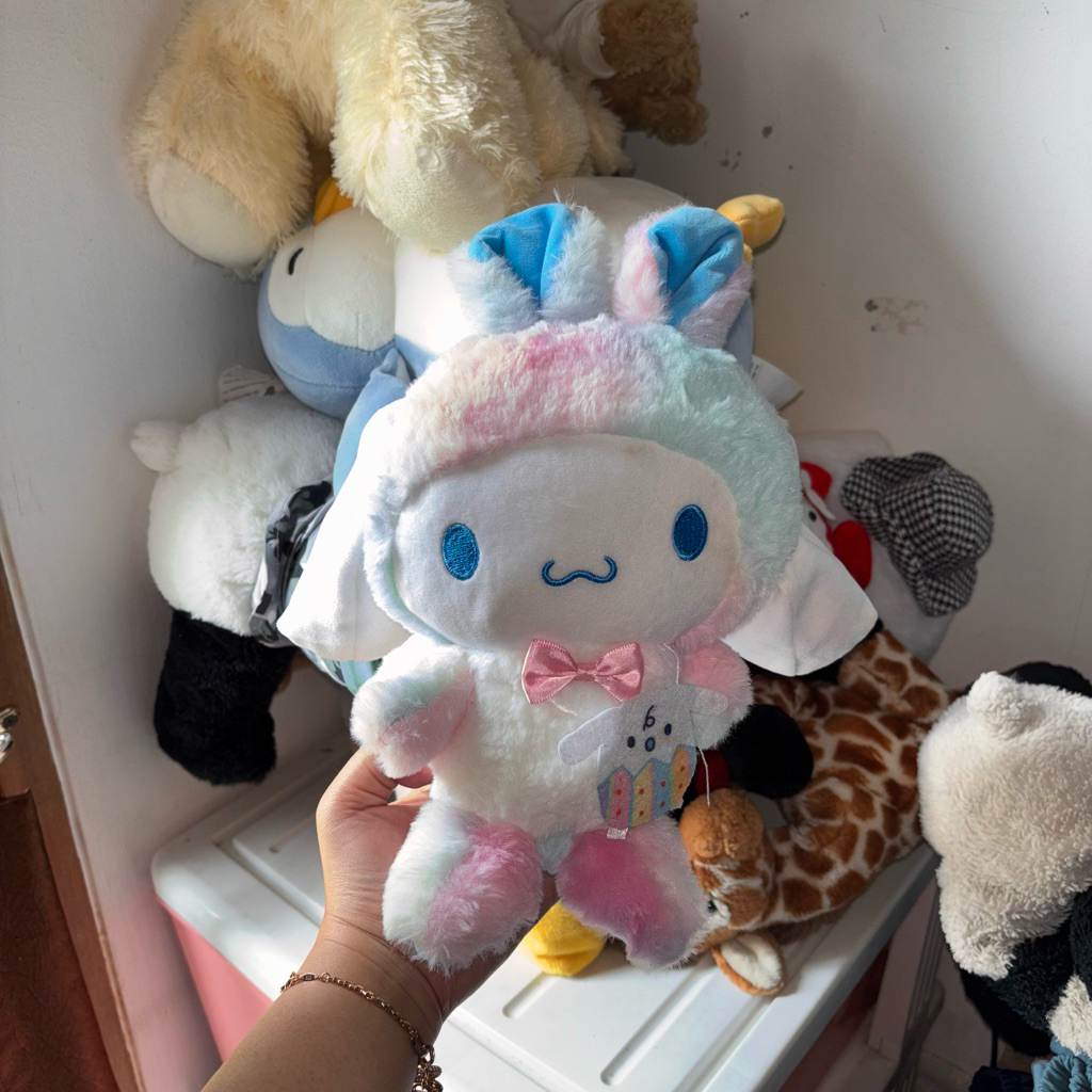 Preloved like new BONEKA branded lembut halus mainan