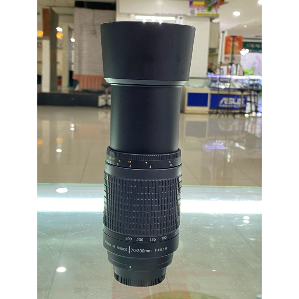 Lensa Nikon 70-300MM F4-5.6 G mulus like new promo termurah sedunia cocok untuk semua dslr nikon sep