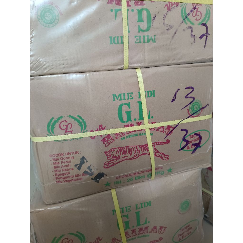 

Mie Lidi atau gomak kuning Dus