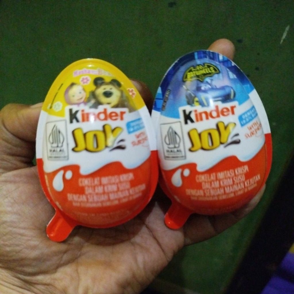 

Kinder Joy batman marsha 20 g chocolate telur mainan