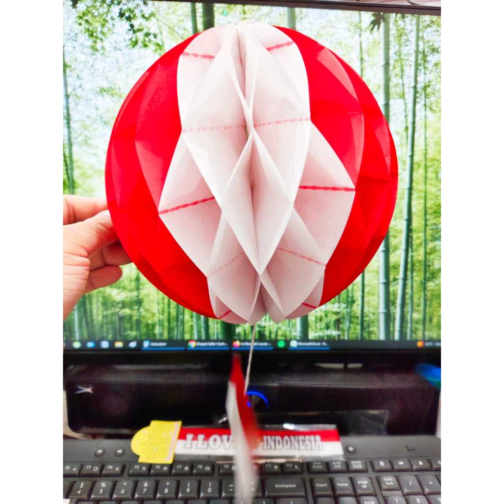 Lampion kertas Merah Putih (Honey Comb)