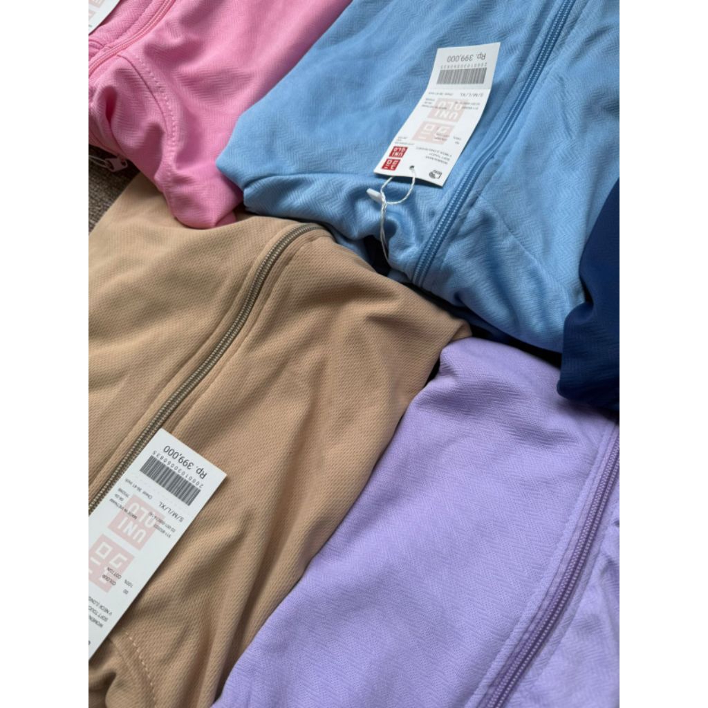 Jaket UV olahraga wanita uniqlo brand