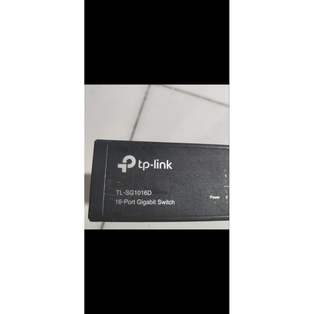 switch hub Tp link 16 port Second