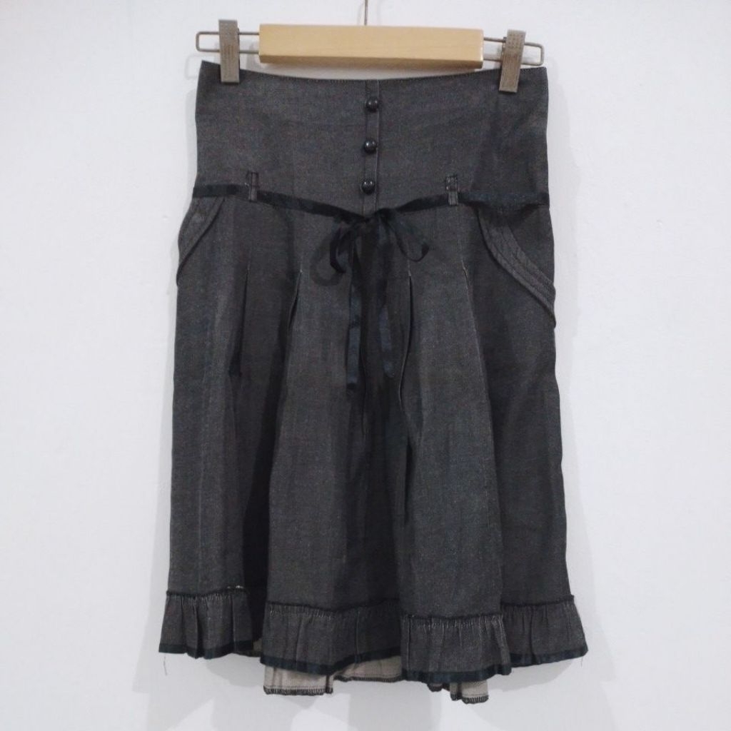 [PRELOVED] Rok Abu Tua Kancing Pita