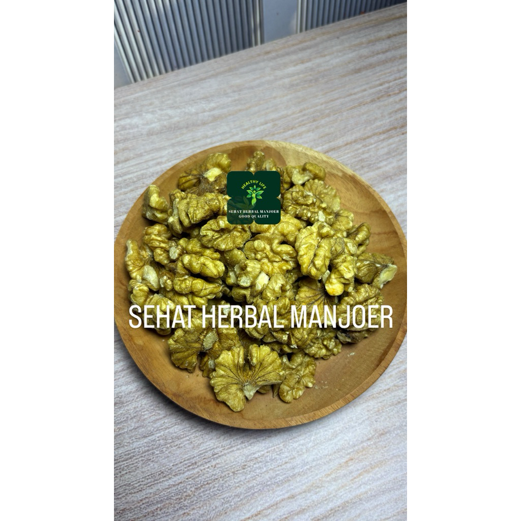 

KACANG WALNUT MENTAH / RAW WALNUT KUALITAS PREMIUM 1 kg IMPORT