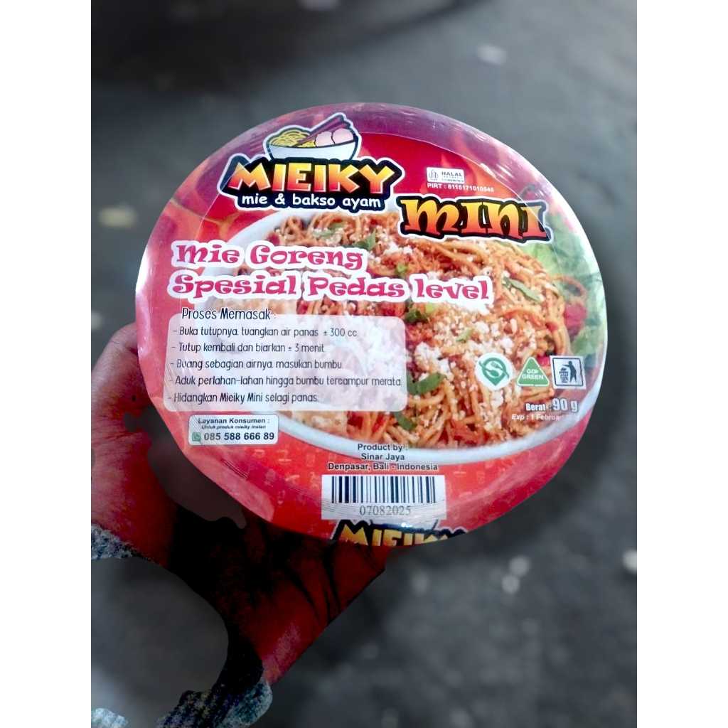 

mieiky mini goreng spesial 1 dus isi 18 pack + sumpit