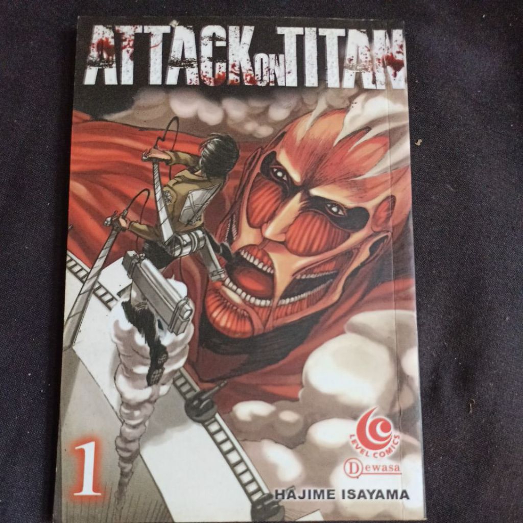 Komik Attack on titan 1 (tidak segel/preloved)