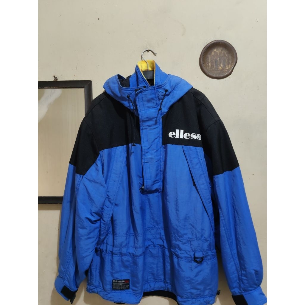 JAKET OUTDOOR VINTAGE ELLESSE