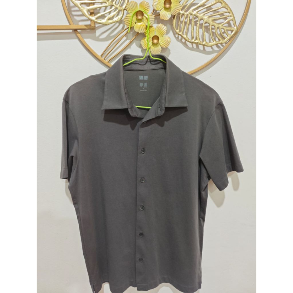 baju kemeja kaos pria lengan pendek